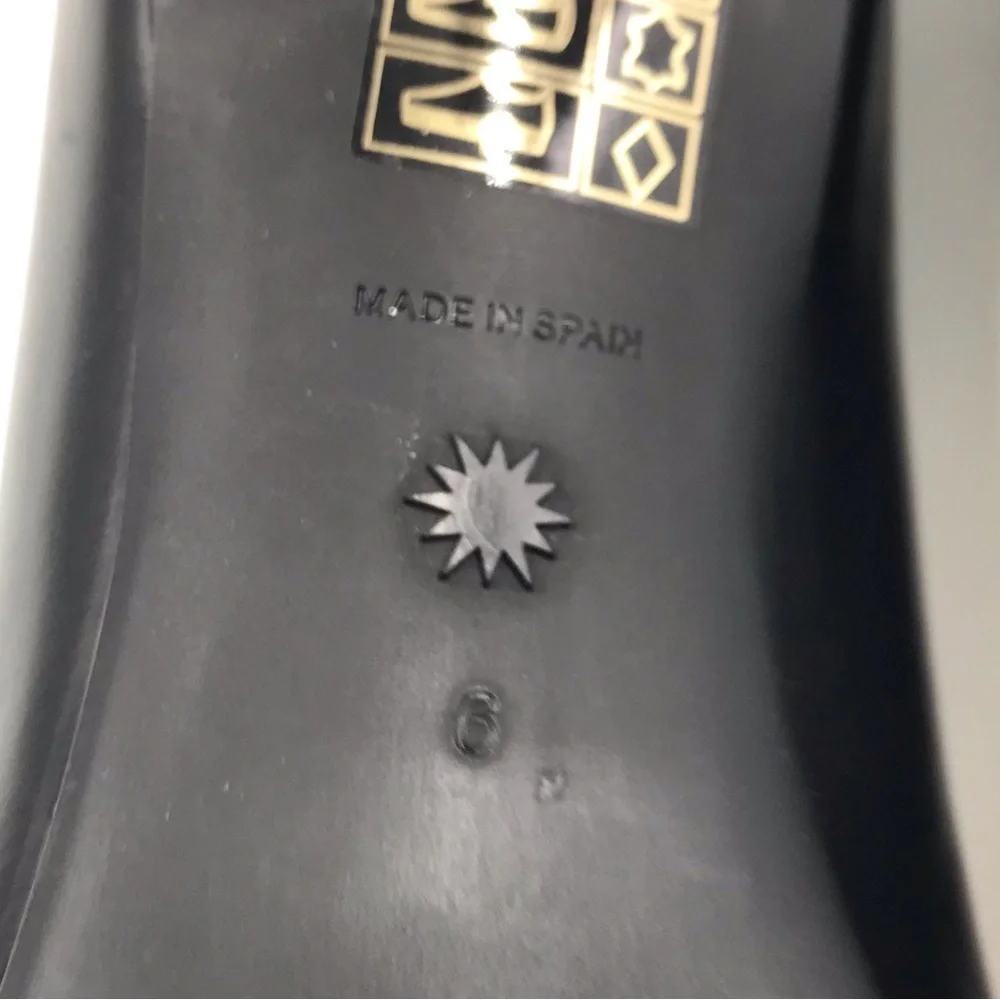 Stuart Weitzman Dancer 75mm Leather Pump Black Size 6 Heel Height 3" - Picture 9 of 11